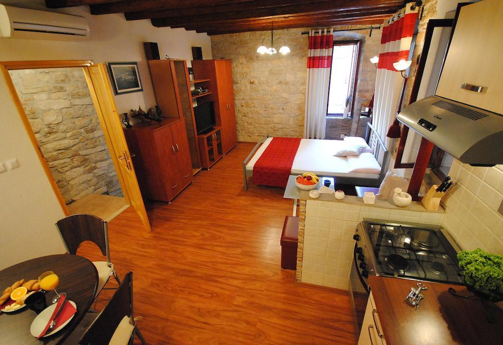 Guesthouse Ancient Stone Rovinj Zimmer foto