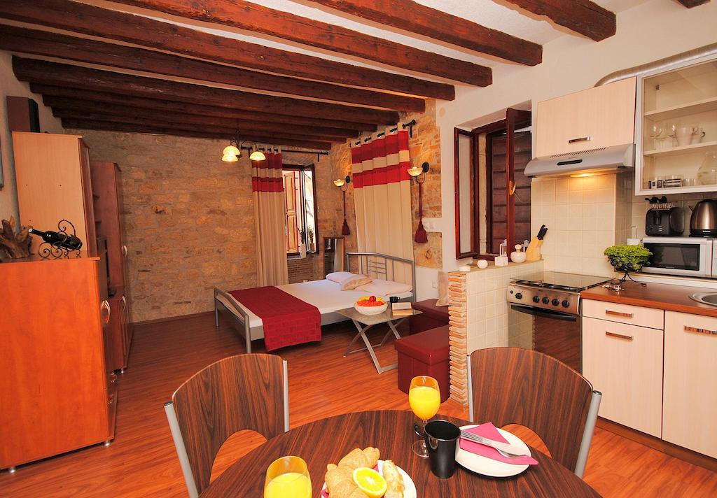 Guesthouse Ancient Stone Rovinj Zimmer foto